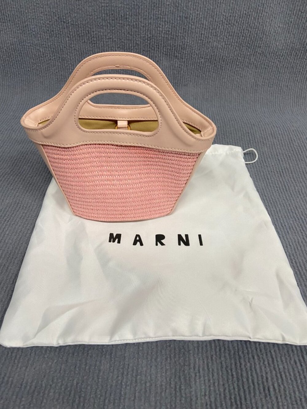 🌸Marni Blush Pink Raffia Mini Bucket Bag Leather Trim Removable Crossbody Strap - Picture 3 of 6